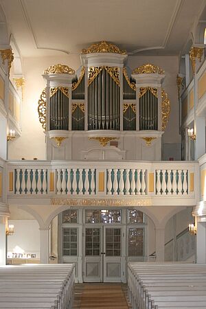 Kirche Reinhardtsgrimma, mit Prospekt der Silbermannorgel (Foto: Johannes Keller, Kirchengemeinde Reinhardtsgrimma)